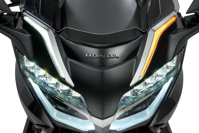 Goldstrike Strike Windshield Trim For Gold Wing, Black 18051