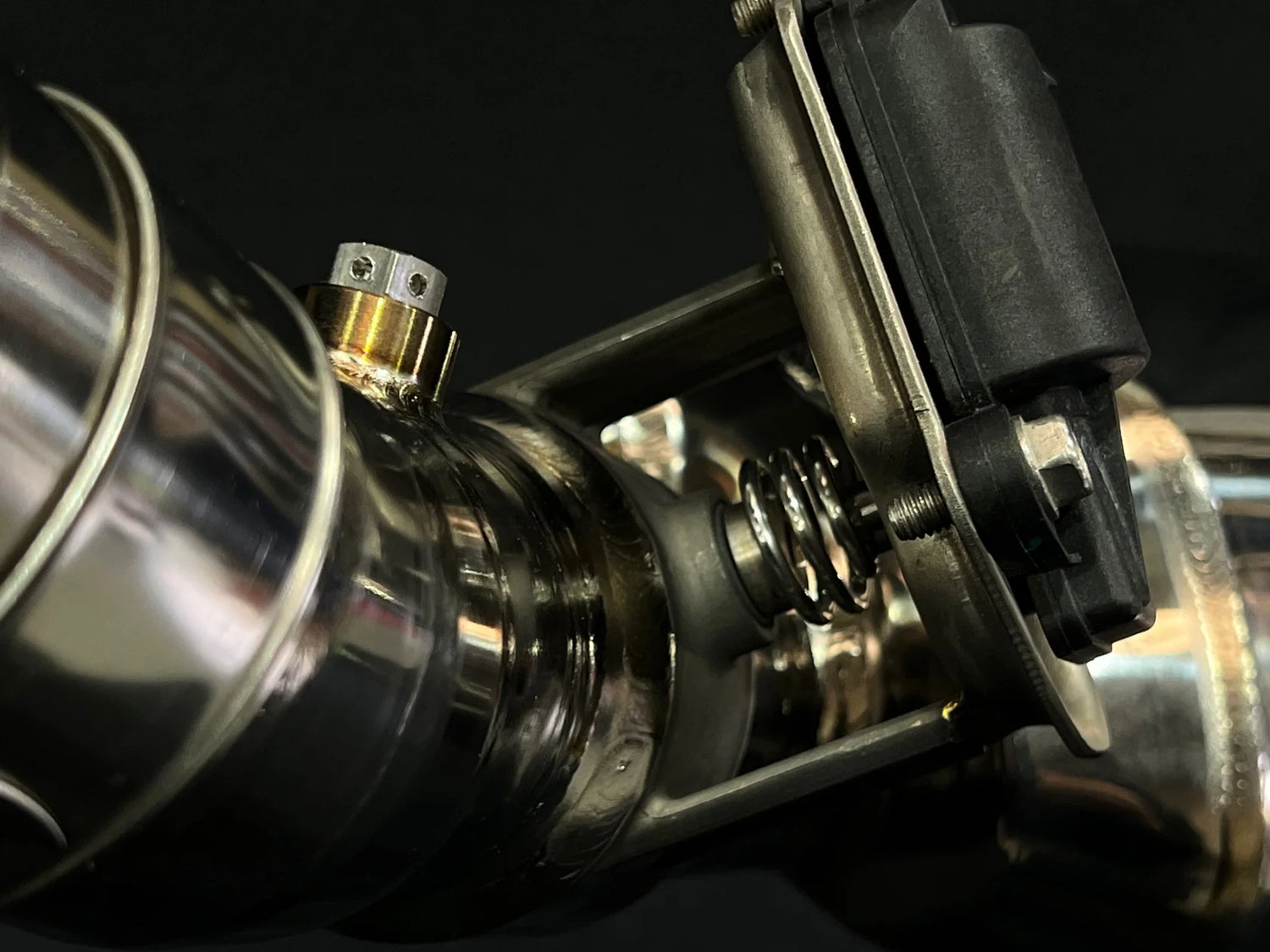 Vandemon  Kawasaki ZH2 Bimodal Stealth Titanium Exhaust with H2R Muffler  KAWAZH2TIEXSYWVPOLR VA-54