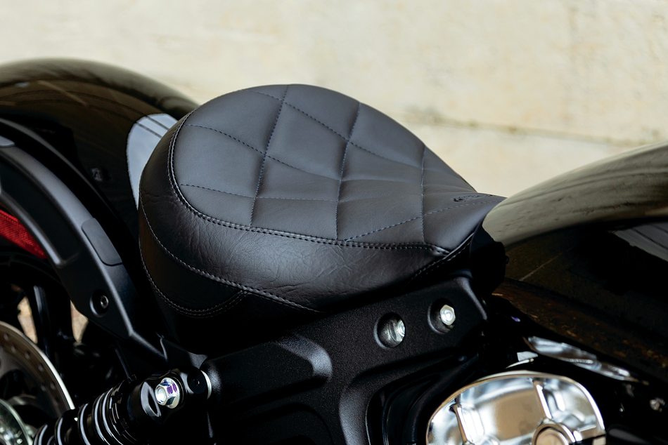 MUSTANG Solo Seat - Black - Scout Bobber 76842