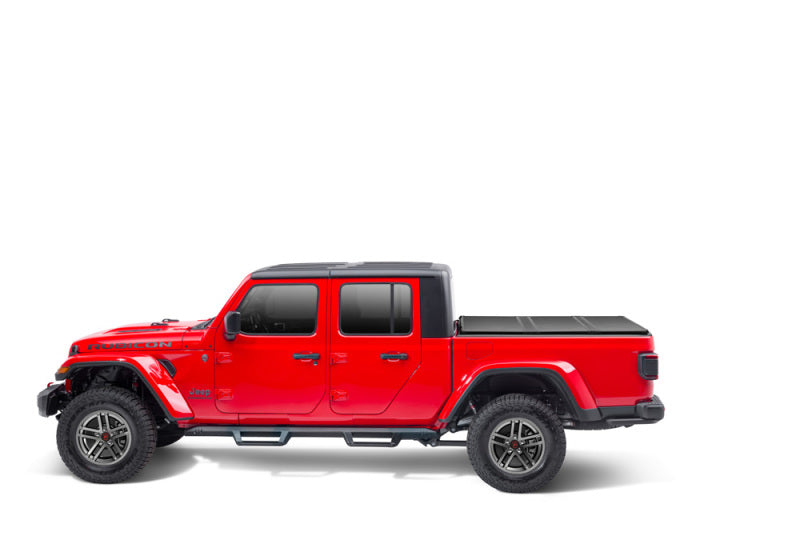 Extang 2020 Jeep Gladiator (JT) (w/Rail System) Solid Fold 2.0