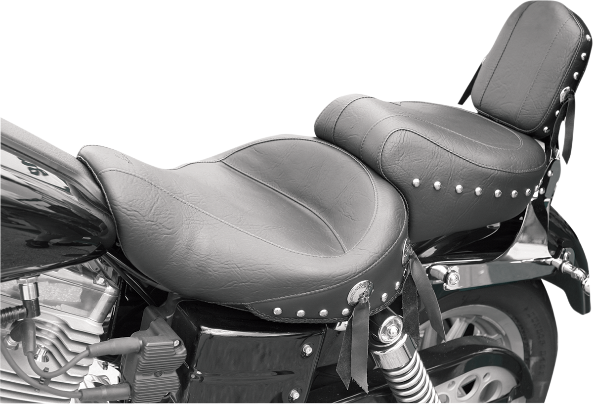 MUSTANG Wide Studded Seat - Dyna '04-'05 75109