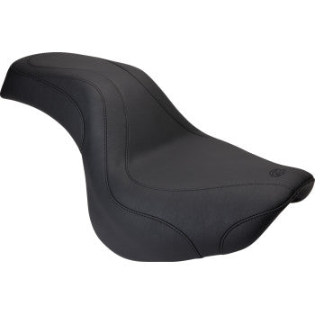 MUSTANG Day Tripper™ Seat - Plain - VN900 '06-'21  76128