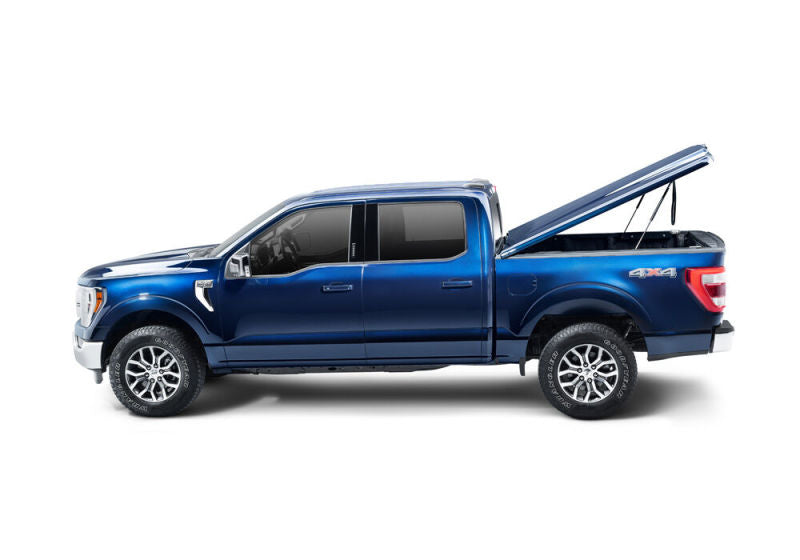 UnderCover 22-23 Ford F-150 Crew Cab 5.7ft Elite LX Bed Cover - Atlas Blue