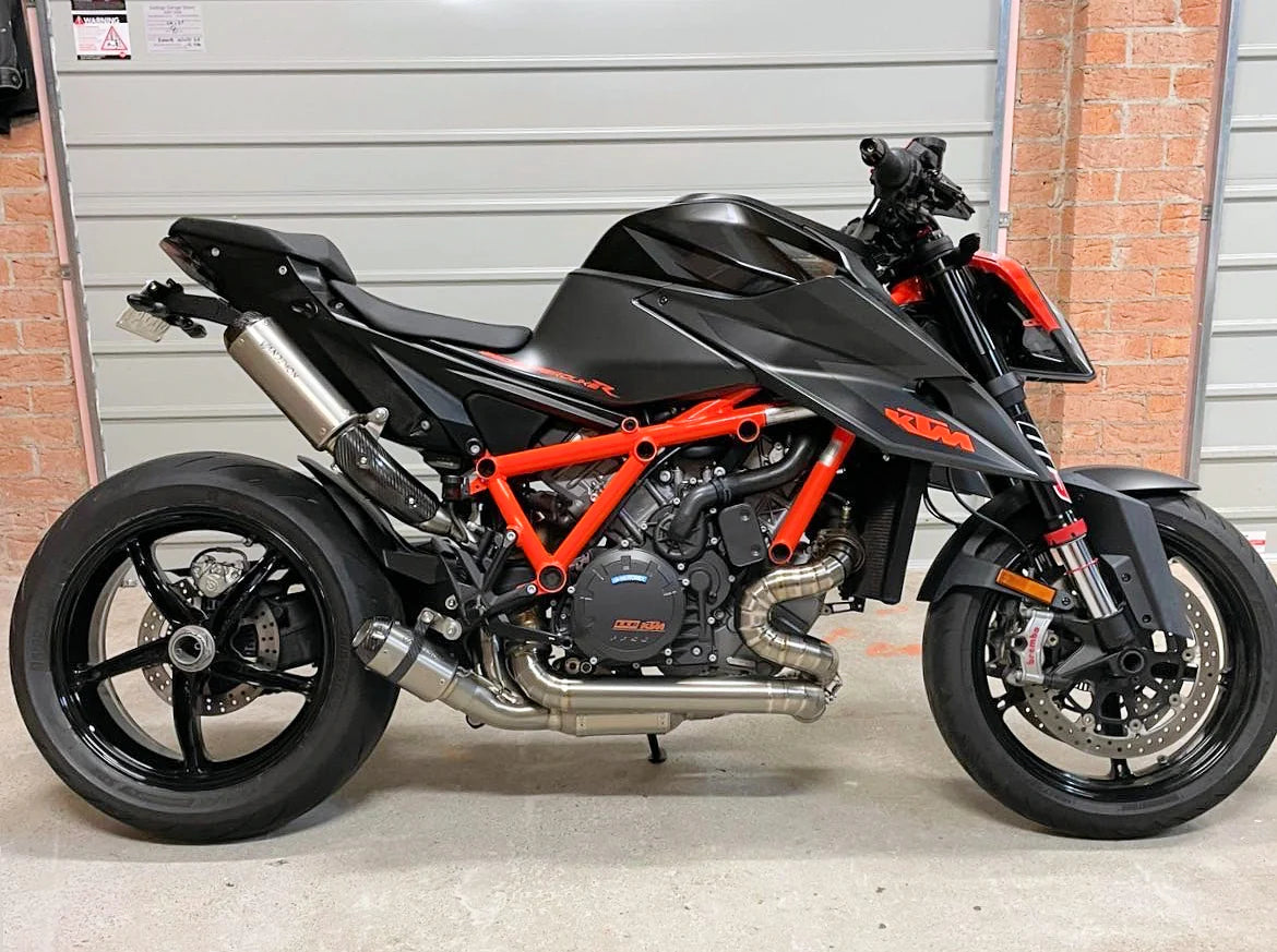 Vandemon  KTM Superduke 1290/1390R/RR Twin Shot Titanium Exhaust System KTM129SDTIEXHPB