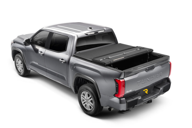 Extang 14-22 Toyota Tundra w/o Rail Sys. (5ft. 7in. Bed) Solid Fold ALX 88461