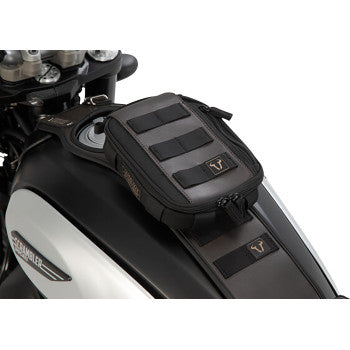 SW-MOTECH Legend Gear Tank Strap System - with LA2 Accessory Bag - Triumph '04-'16 BC.TRS.11.249.50200