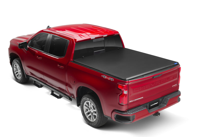 Lund 07-13 Chevy Silverado 1500 Fleetside (5.8ft. Bed) Hard Fold Tonneau Cover - Black