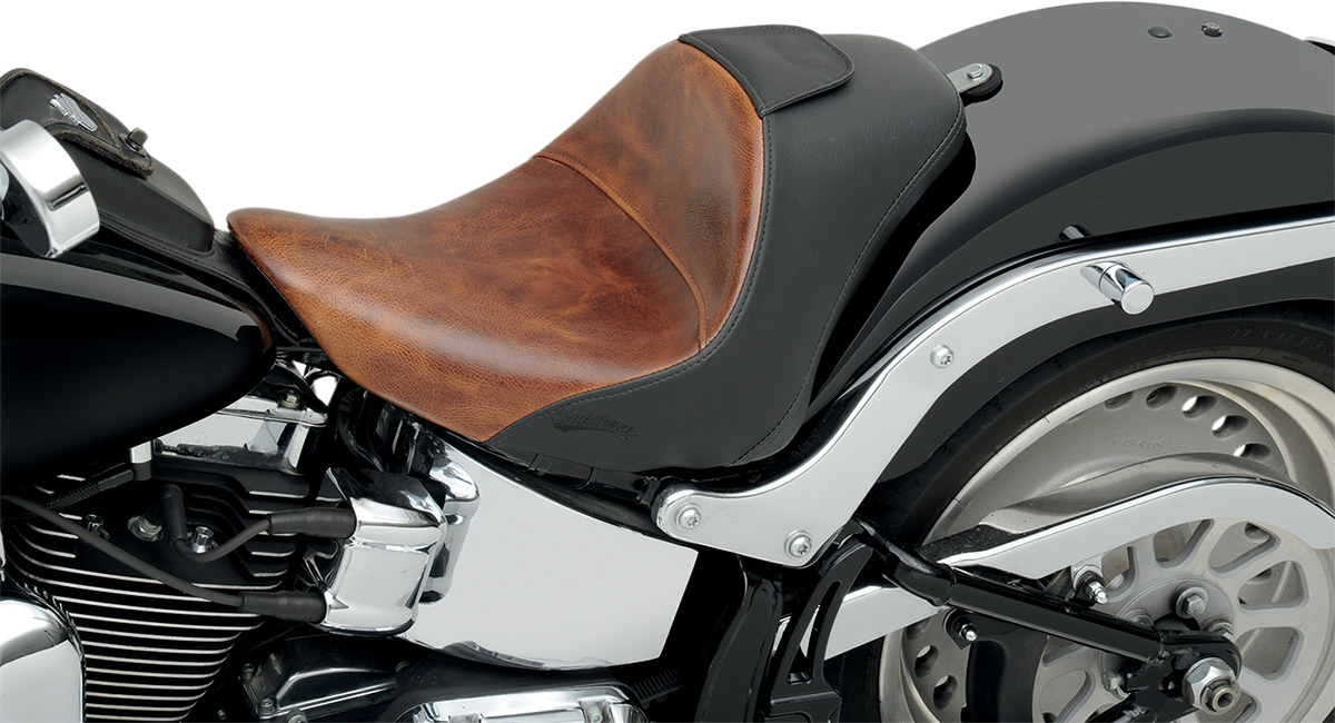 SADDLEMEN Lariat Seat - Softail '06-'17 806-12-0041B