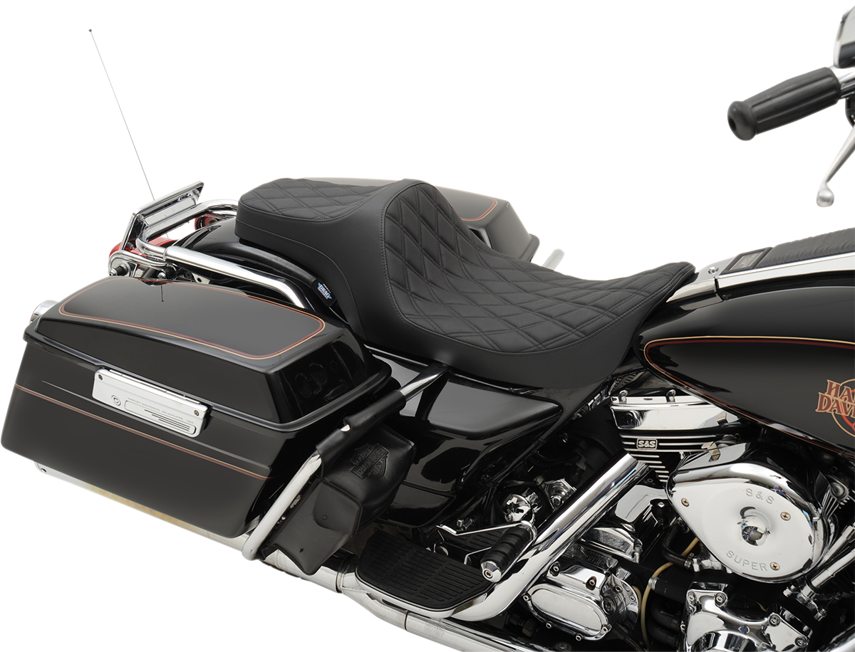 DRAG SPECIALTIES Predator III Seat - Double Diamond - Black Stitched FIT 99-07 FLHR,06-07 FLHX 0801-1129