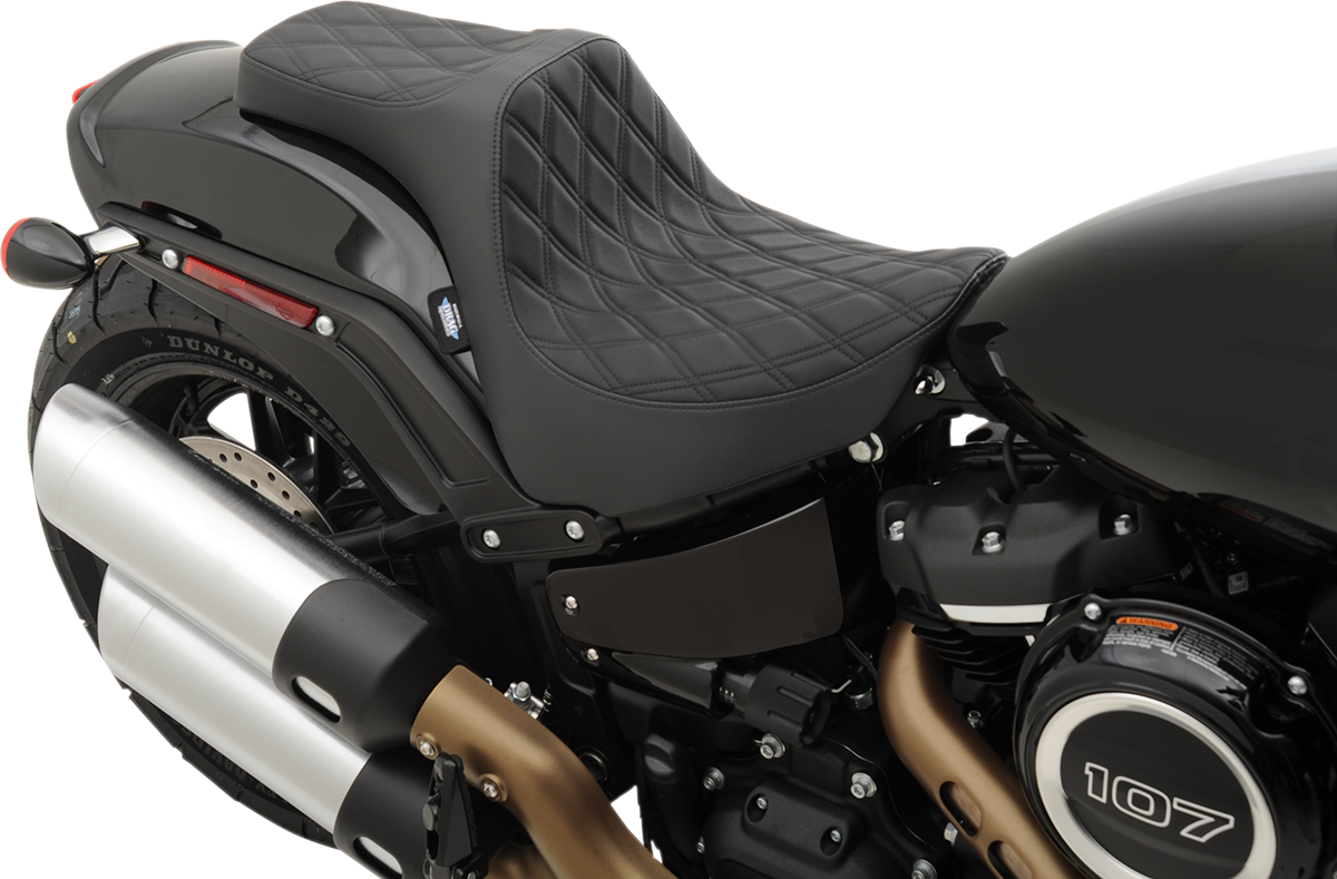 DRAG SPECIALTIES Predator III Seat - Double Diamond - Black Stitched - FXFB/S '18-'22 0802-1072