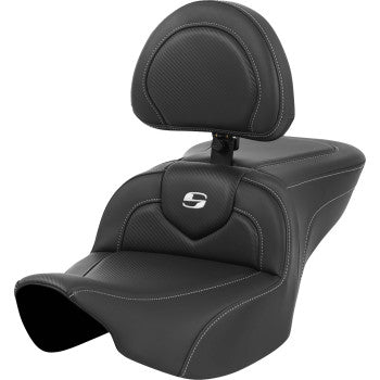 SADDLEMEN Roadsofa™ Seat - Carbon Fiber - Silver Stitch/Silver Logo - with Backrest - FL '23-'24 823-07-185BR