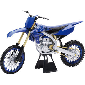 New Ray Toys Yamaha YZ450F Dirt Bike - 1:6 Scale - Blue/Gold/Black 49703