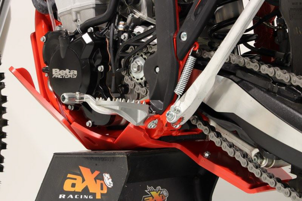 AXP RACING Xtrem Skid Plate - Red - Beta AX1558