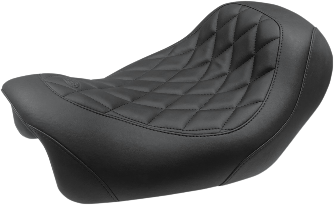 MUSTANG Wide Tripper Seat - Diamond 75038