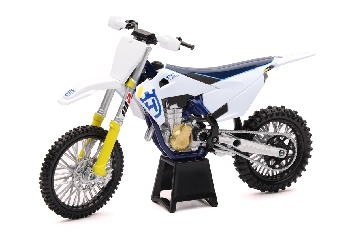 NEW-RAY1:12 Scale Husqvarna Fc450 Motocross Bike58153