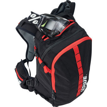 USWE Core Off-Road Daypack - 25L - Black/Red  2253336