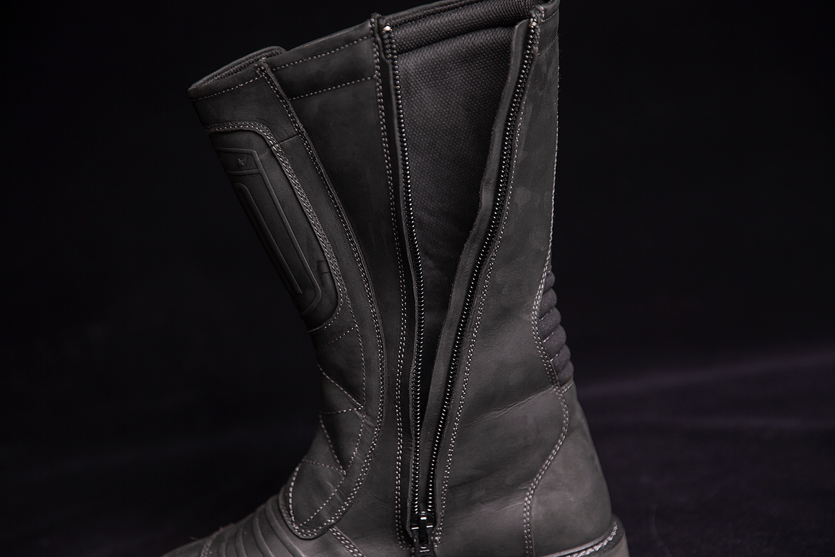 ICON Elsinore 2™ CE Boots - Black - Size 8 3403-1209