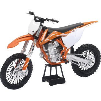 New Ray Toys KTM 450 SX-F 2018 Dirt Bike - 1:10 Scale - Orange/Black/White 57943