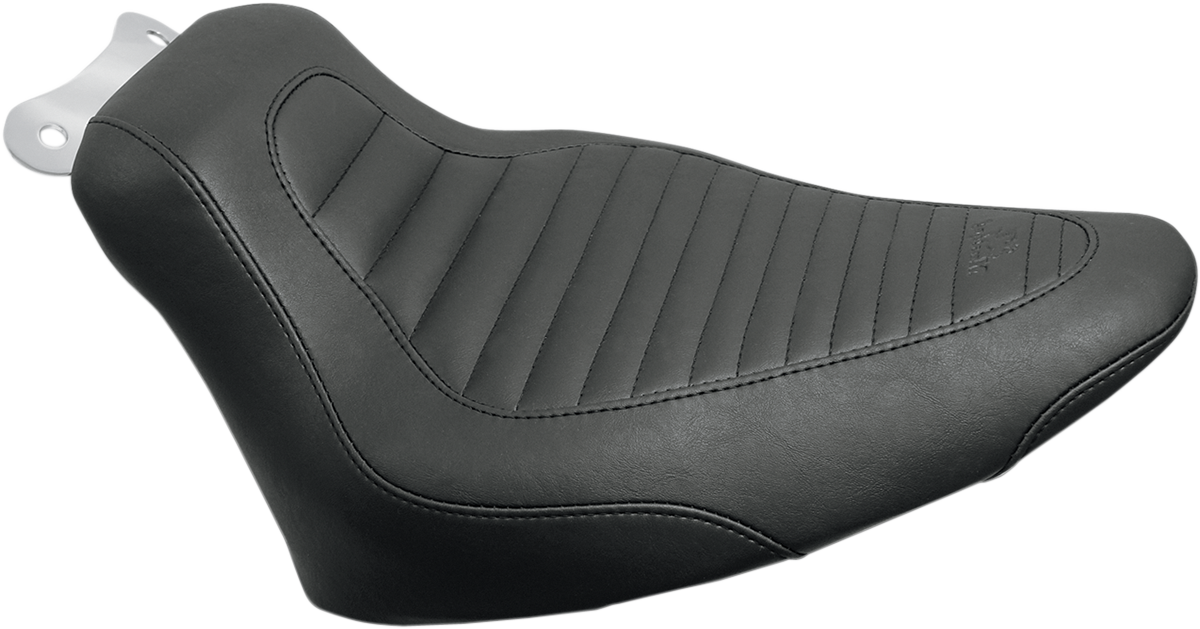 MUSTANG Tripper Solo Seat - Tuck and Roll 76736