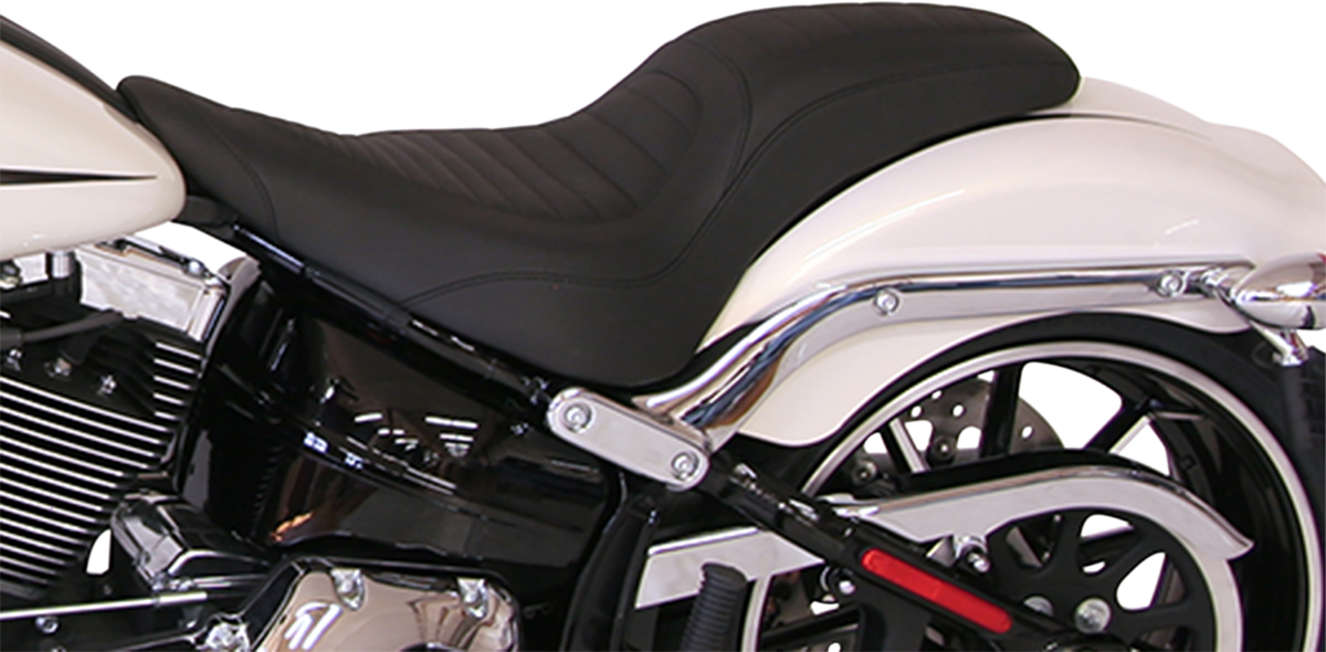 MUSTANG Seat - Tripper Fastback - Front Tuck-n-Roll - Black - FXSB 76781