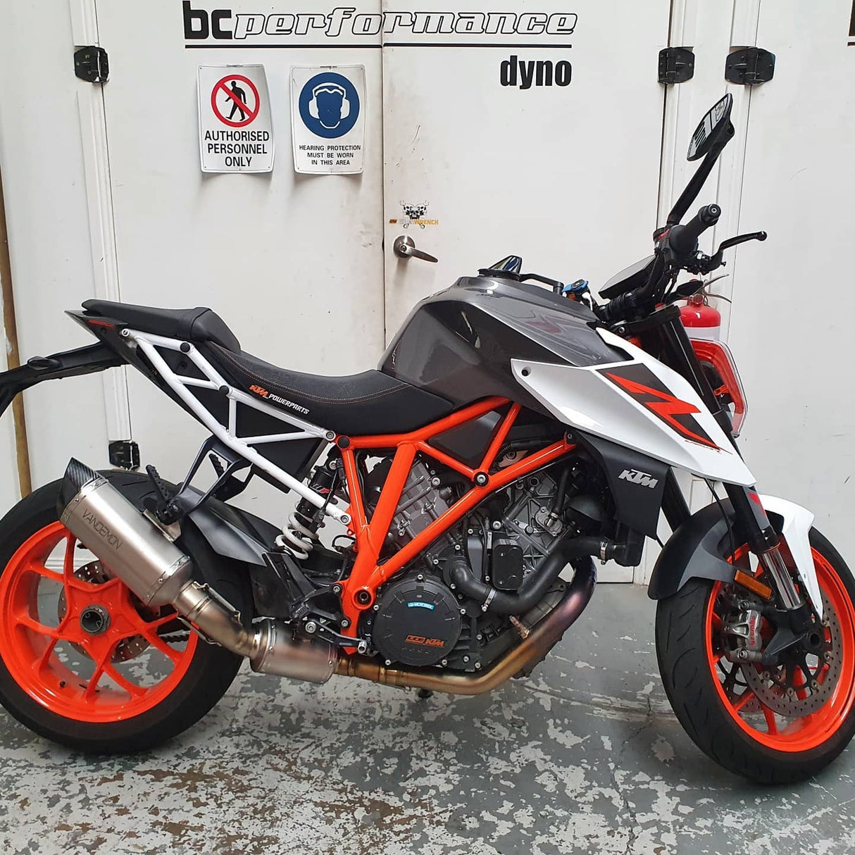 Vandemon  KTM Superduke 1290R Titanium Exhaust System Gen1 & 2 KTM129SDTIEXHPA