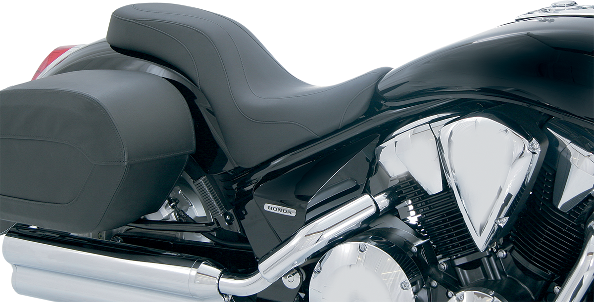 MUSTANG Day Tripper Seat - VT1300C 76642