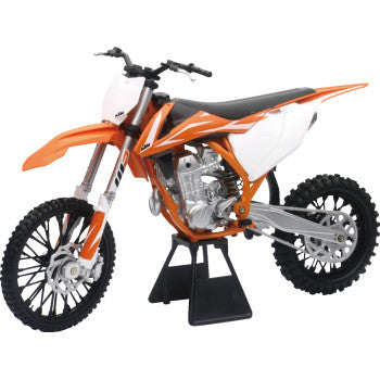 New Ray Toys KTM 450 SX-F 2018 Dirt Bike - 1:6 Scale - Orange/Black/White  49613