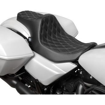 DRAG SPECIALTIES Predator III Seat - Double Diamond - Silver Stitched - FLT/FLH '23-'24 0801-1919