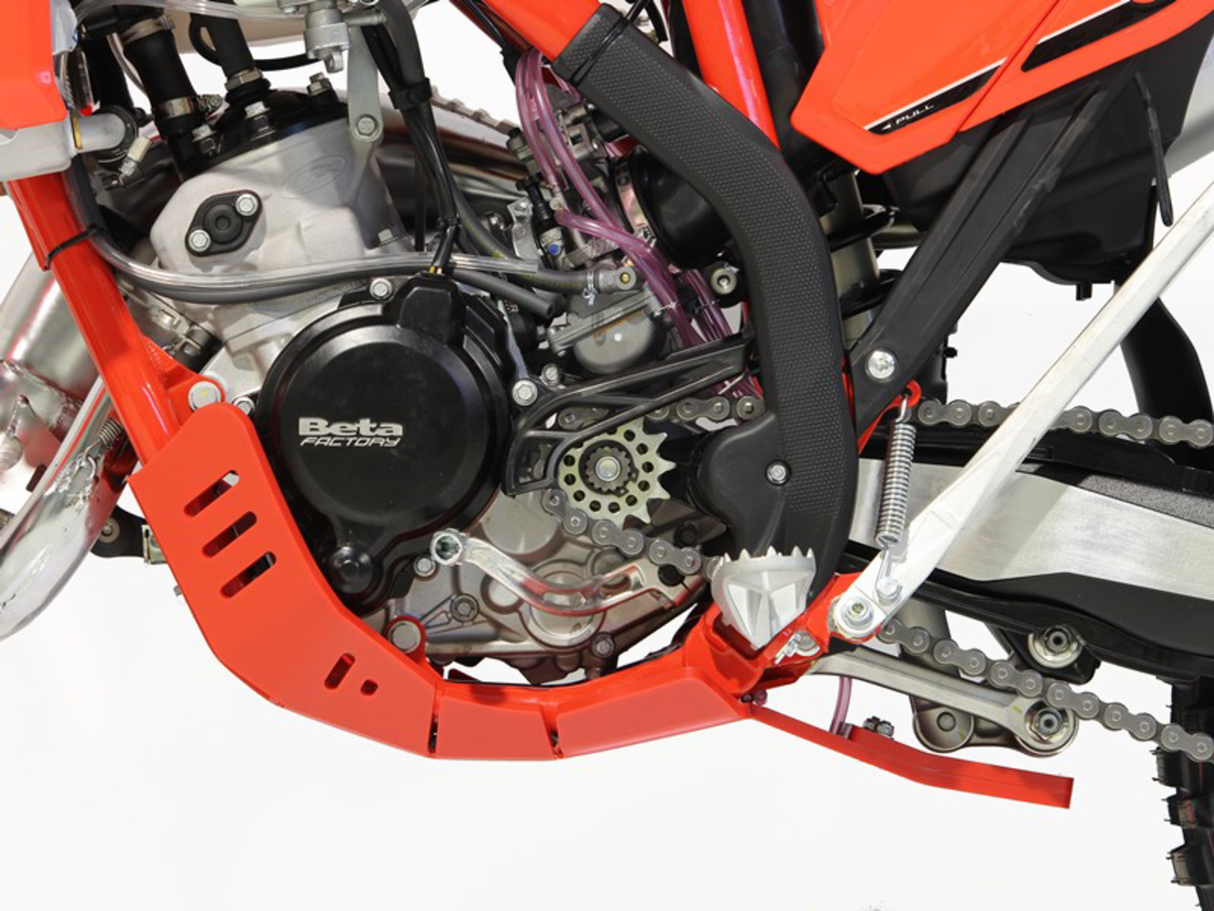 AXP RACING Xtrem Skid Plate - Red - Beta AX1686