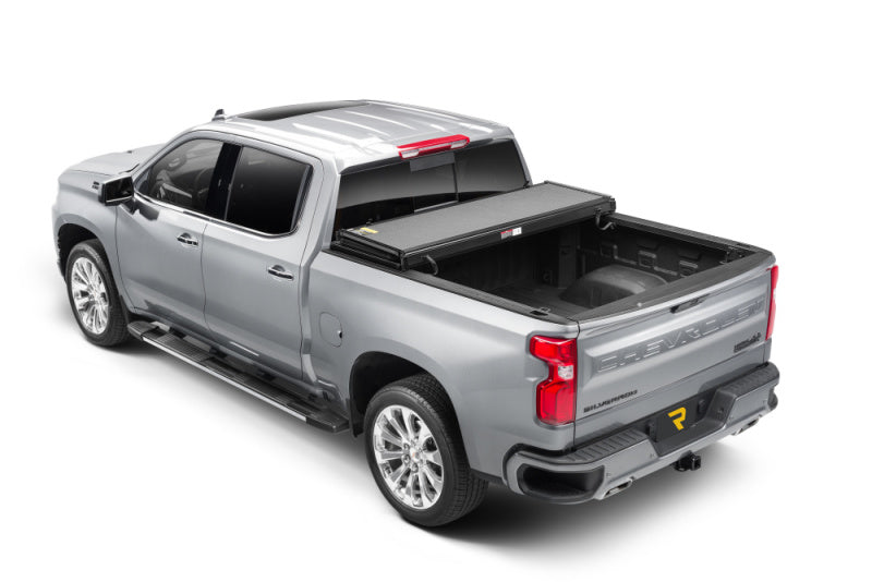 Extang 14-18 Chevy/GMC Silverado/Sierra 1500 (5ft. 10in. Bed) Solid Fold ALX