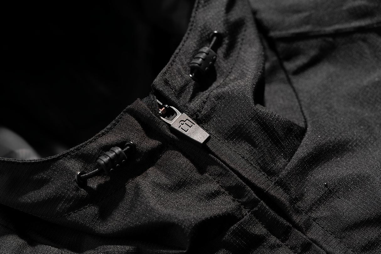 ICON PDX3™ Jacket - Black - Medium 2820-5810