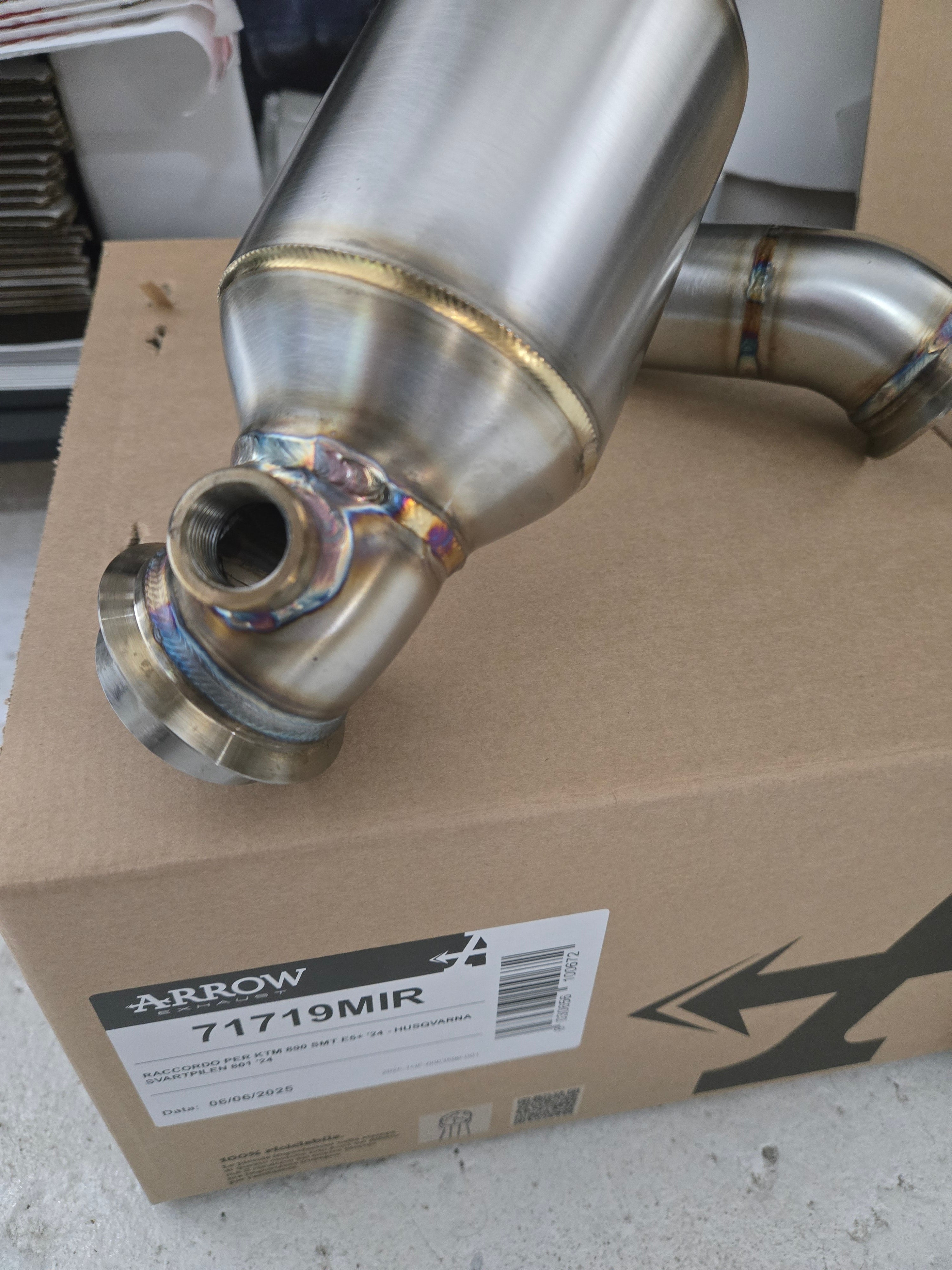 71719MIR Arrow Central Link Pipe for KTM 890 SMT 2024/2025