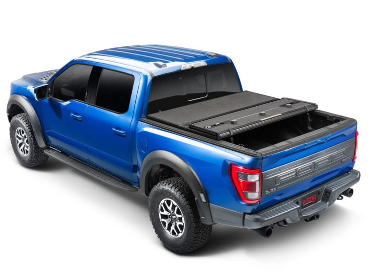 Extang 22-23 Nissan Frontier (5ft. Bed) Solid Fold ALX 88961