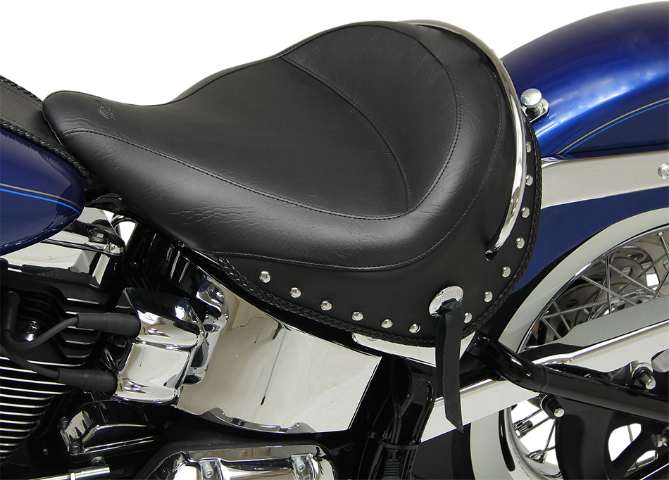 MUSTANG Wide Studded Deluxe Solo Seat 76231