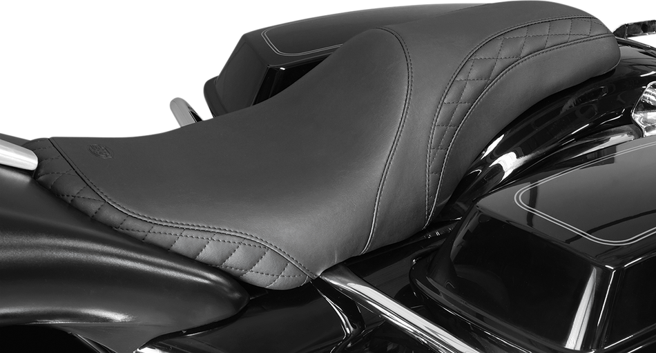 MUSTANG Seat - Tripper Fastback - Stitched w/Small Diamond-Stitched Inlays - Black 75269