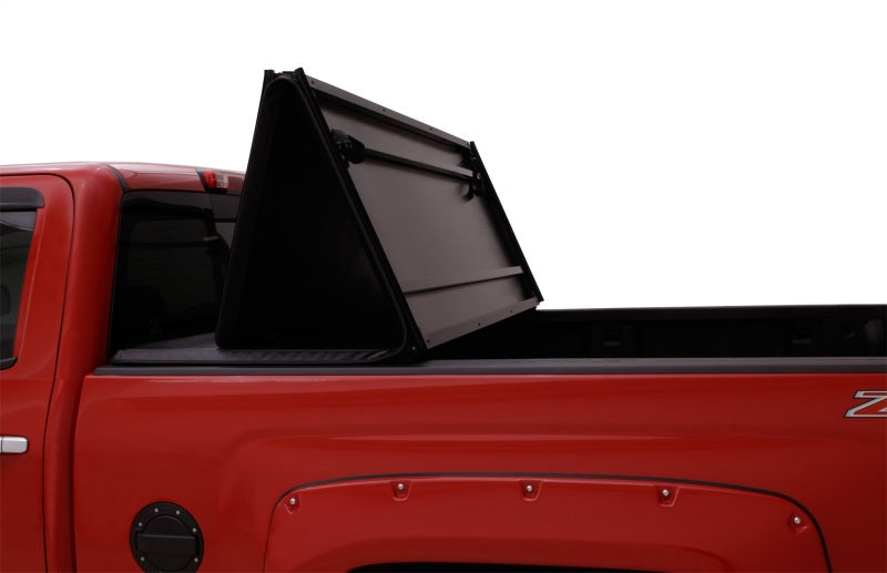 Lund 14-17 Chevy Silverado 1500 Fleetside (5.8ft. Bed) Hard Fold Tonneau Cover - Black 969159