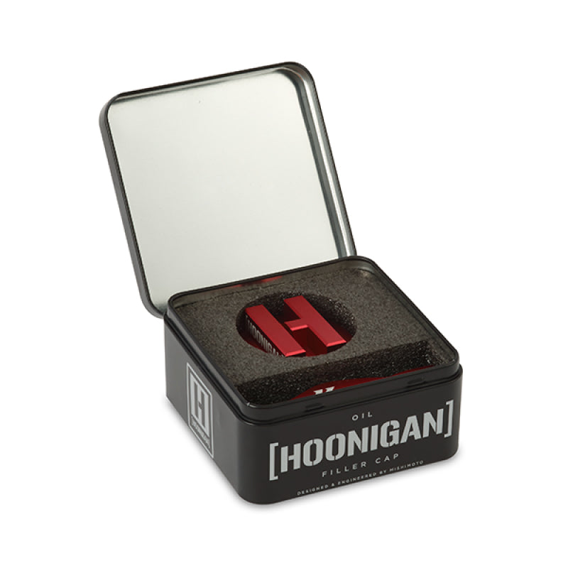 Mishimoto LS Engine Hoonigan Öleinfülldeckel - Rot MMOFC-LSX-HOONRD