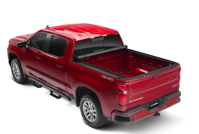 Lund 07-17 Chevy Silverado 1500 (5.5ft. Bed) Genesis Roll Up Tonneau Cover - Black 96092