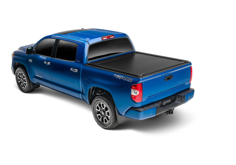 Retrax 2022+ Toyota Tundra (5.7ft Bed w/ Deck Rail System) RetraxONE XR Bed Cover T-60861