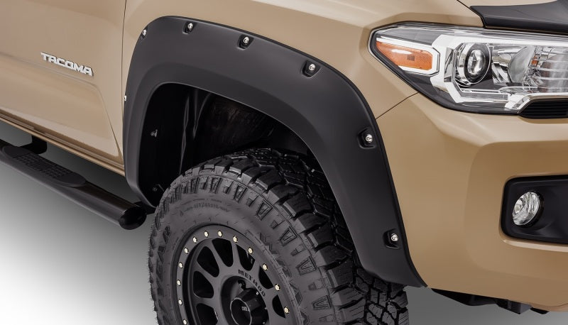 Bushwacker 16-18 Toyota Tacoma Pocket Style Flares 2pc 60.5/73.7in Bed - Black 30047-02