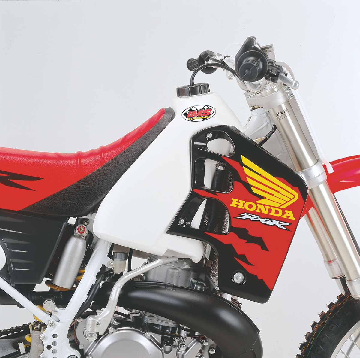 IMS PRODUCTS INC. Gas Tank - White - Honda - 3.6 Gallon CR125/250 1988-1990 /CR 500 1989-2001	  112216-W1