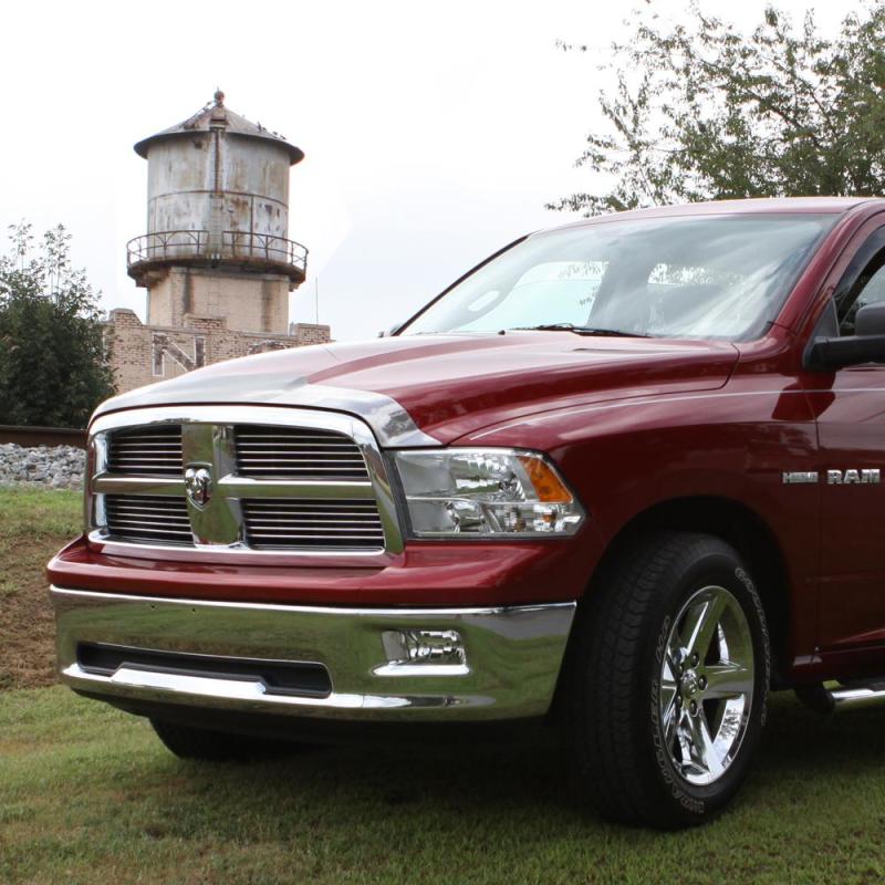 AVS 02-08 Dodge RAM 1500 Aeroskin Low Profile Hood Shield - Chrome 622010