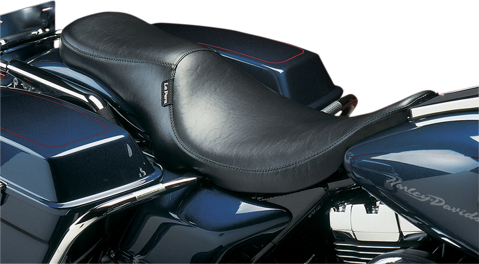 LE PERA Silhouette 2-Up Seat - Smooth - Black - FLHR '02-'07 LH-847RK
