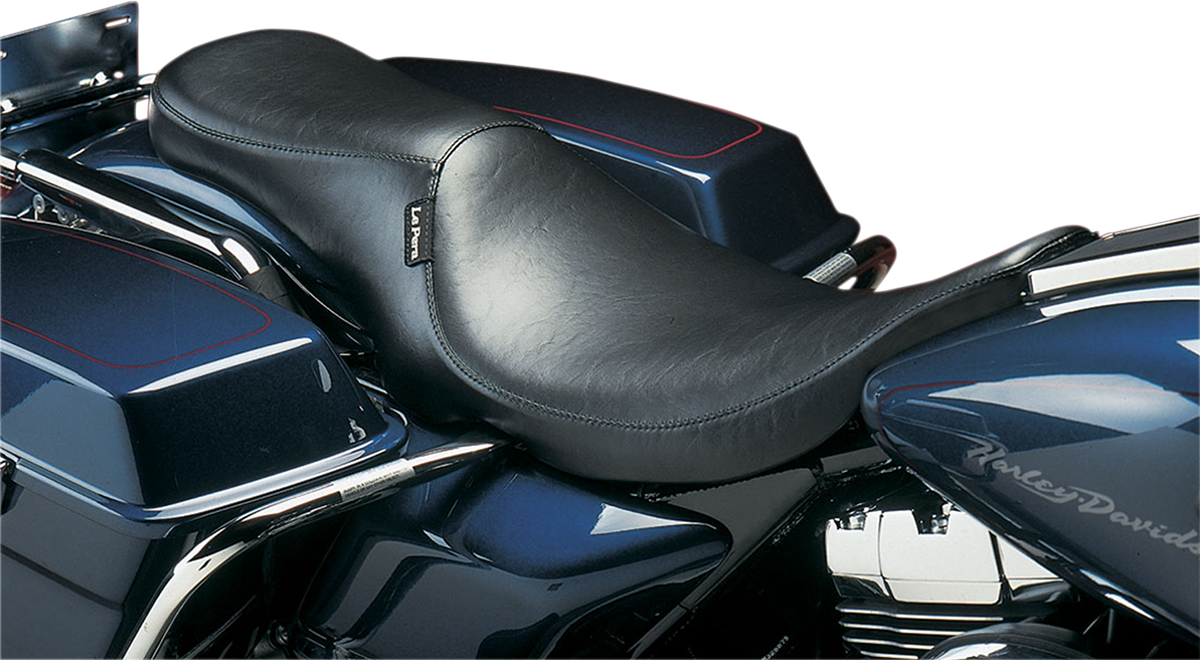 LE PERA Silhouette 2-Up Seat - Smooth - Black - FLHR '02-'07 LH-847RK