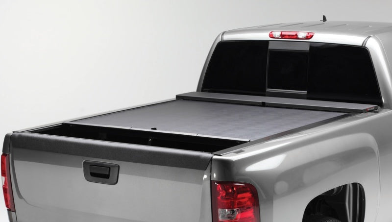 Roll-N-Lock 2020 Chevy Silverado / GMC Sierra 2500-3500 80-1/2in M-Series Retractable Tonneau Cover LG226M