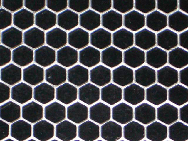 HELIX Aluminum Mesh Sheet 18" X 18" Honeycomb 005-1803
