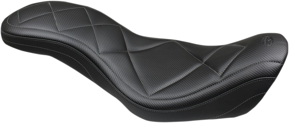 MUSTANG Super Tripper Seat - Carbon - Dyna 75229