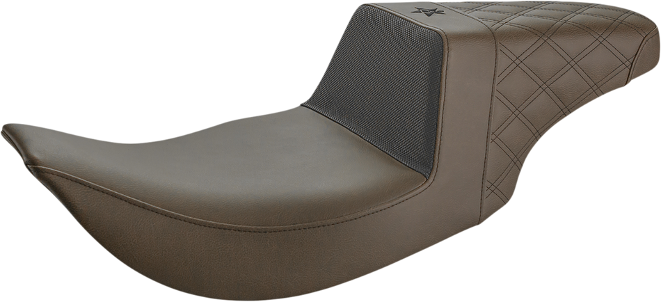 SADDLEMEN Unknown Industries Seat - Front Carbon Fiber/Black Gripper Lumbar/Rear Lattice Stitch - FL UN97-06-173BR