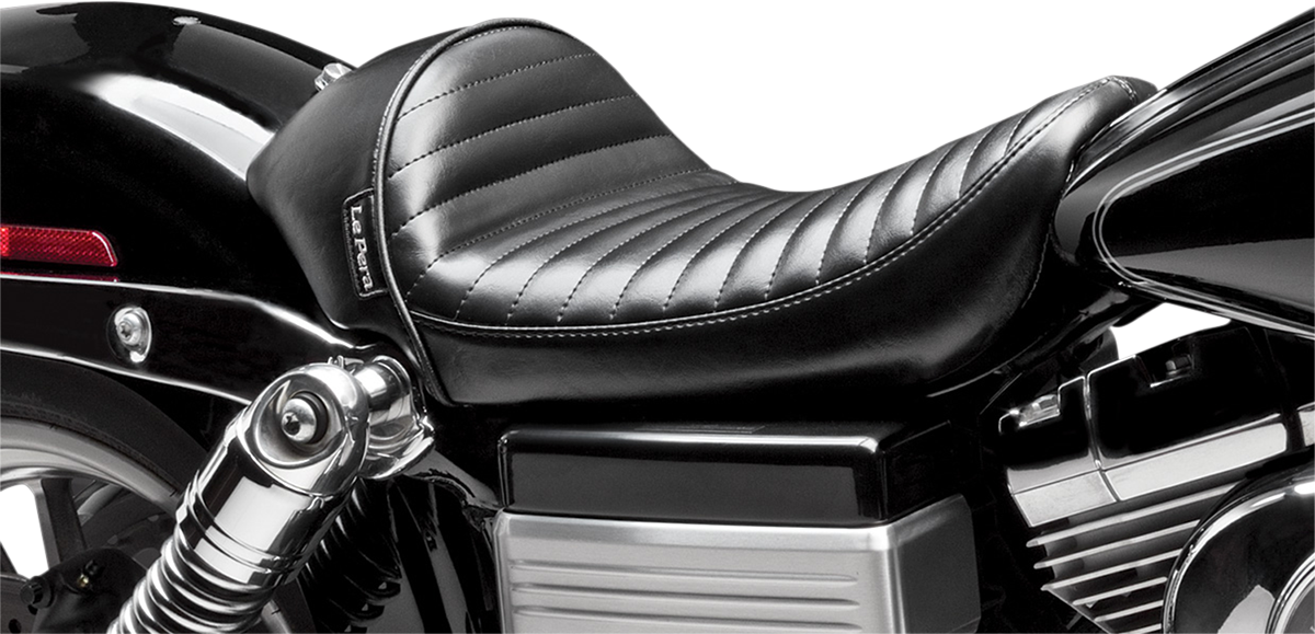 LE PERA Stubs Cafe Seat - Pleated - Black - FXD '06-'17 LK-421PT