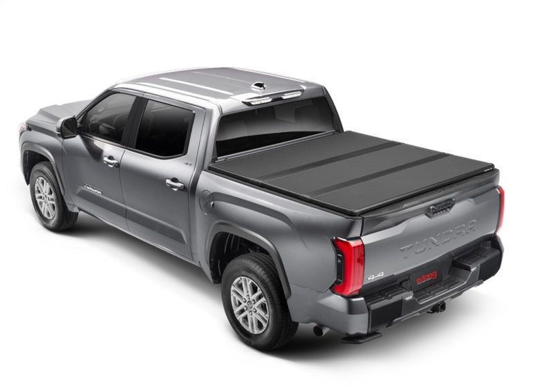 Extang 22-23 Toyota Tundra (5ft. 6in. Bed) Solid Fold ALX 88472